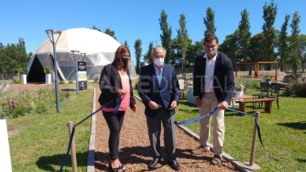 La tradicional empresa santafesina con 45 años de trayectoria en inversiones inmobiliarias, Pilay, abrió las puertas del predio Santomás Pueblo Verde este martes.