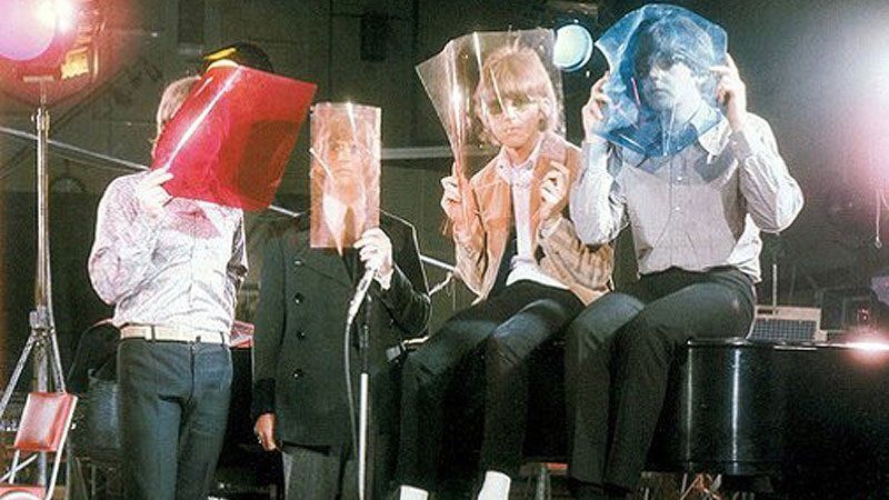 Para la grabación de Revolver, en 1966, se permitieron experimentar con sonidos que no debían preocuparse por tocar en vivo