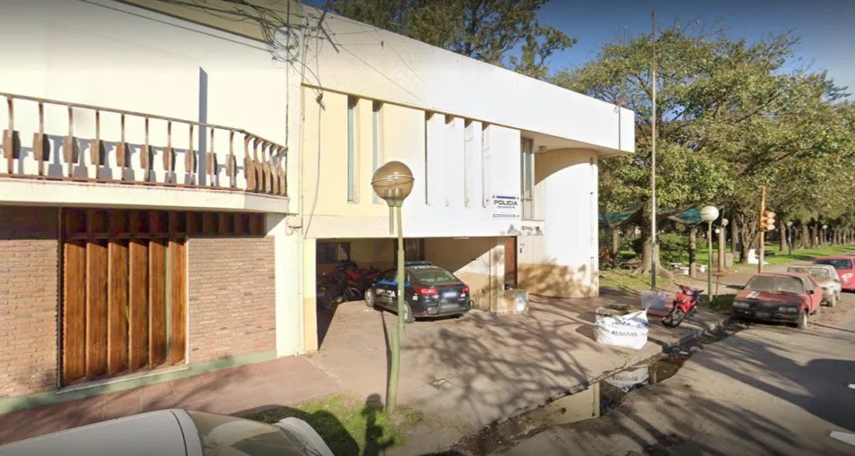 El ataque a la joven ocurrió en pleno barrio Fomento 9 de Julio, jurisdicción de la seccional N°11 de policía.