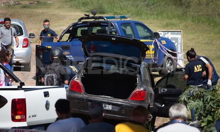 El auto de la víctima fue encontrado a las 11 en barrio Estrada. El auto de la víctima fue encontrado a las 11 en barrio Estrada.