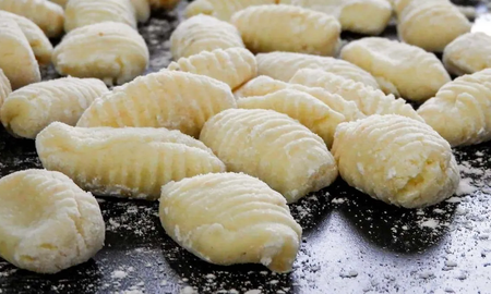 La receta simple y rápida para hacer ñoquis de papas y maicena sin harina
