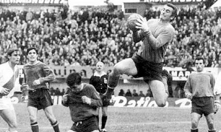 Efemérides del 20 de marzo: en 2020 fallece Amadeo Carrizo, emblema del fútbol argentino Efemérides del 20 de marzo: en 2020 fallece Amadeo Carrizo, emblema del fútbol argentino