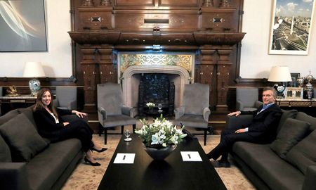 macri y vidal se reunieron en la rosada para analizar las transiciones nacional y provincial macri y vidal se reunieron en la rosada para analizar las transiciones nacional y provincial