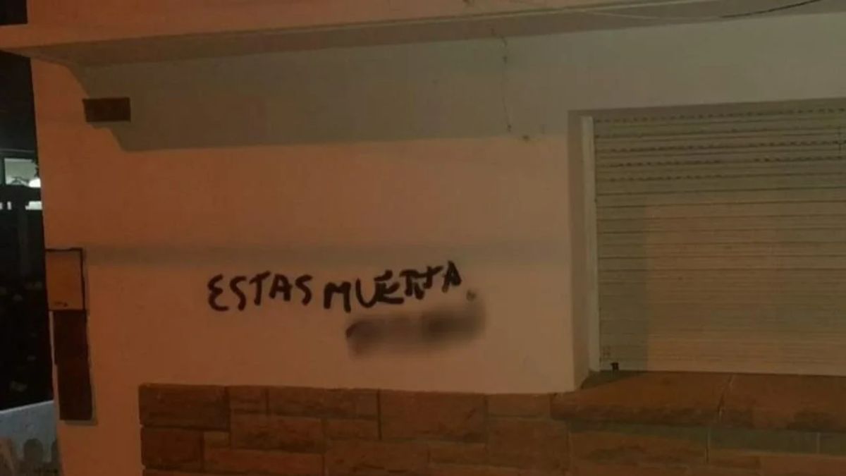 Un hombre fue detenido en Mar del Plata tras amenazar y atacar a su compañera de trabajo.