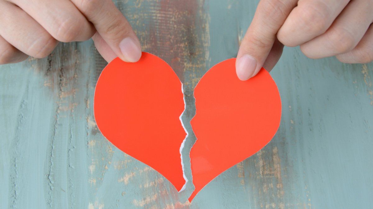 Cinco signos del zodiaco terminarán su relación amorosa a causa de Mercurio retrógrado en este mes