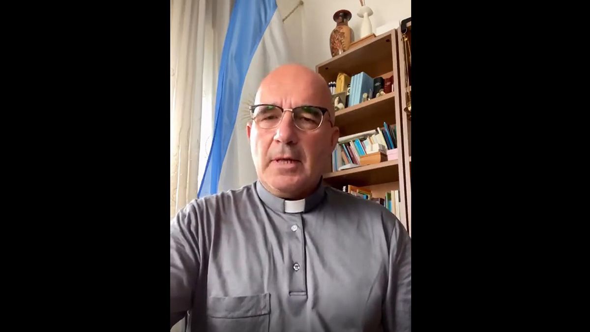 El cura Juan Pablo Esquivel