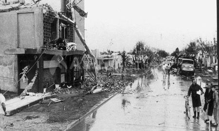 El tornado del 10 de enero de 1973 dejó 66 muertos y más de 200 heridos en San Justo. El tornado del 10 de enero de 1973 dejó 66 muertos y más de 200 heridos en San Justo.