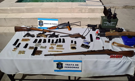 Un operativo policial desbarató una red de explotación laboral. El acusado los sometía a jornadas extenuantes por sueldos miserables. Un operativo policial desbarató una red de explotación laboral. El acusado los sometía a jornadas extenuantes por sueldos miserables.
