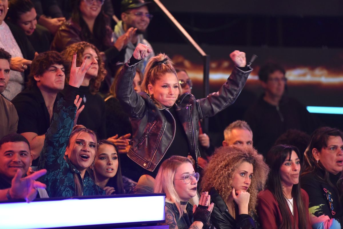 La Tana, incómoda en la tribuna de Gran Hermano. La Tana, incómoda en la tribuna de Gran Hermano.