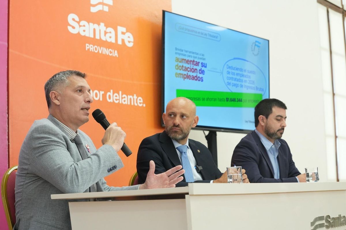 &ldquo;Ya vemos una baja concreta de impuestos en miles de empresas&rdquo;, sostuvo Pablo Olivares.