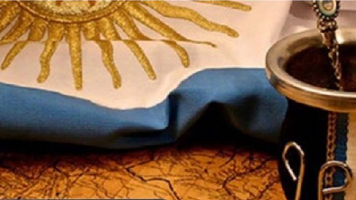 La palabra Tradición deriva del Latín tradere y quiere decir donación o legado