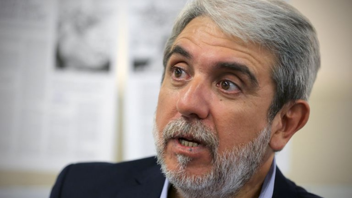 "No es la primera vez que debatimos con Nik. Él me ha insultado y agraviado, pero yo no recurrí al mismo método que él. Vive agraviándonos. Es honesta mi disculpa", remarcó Aníbal Fernández.