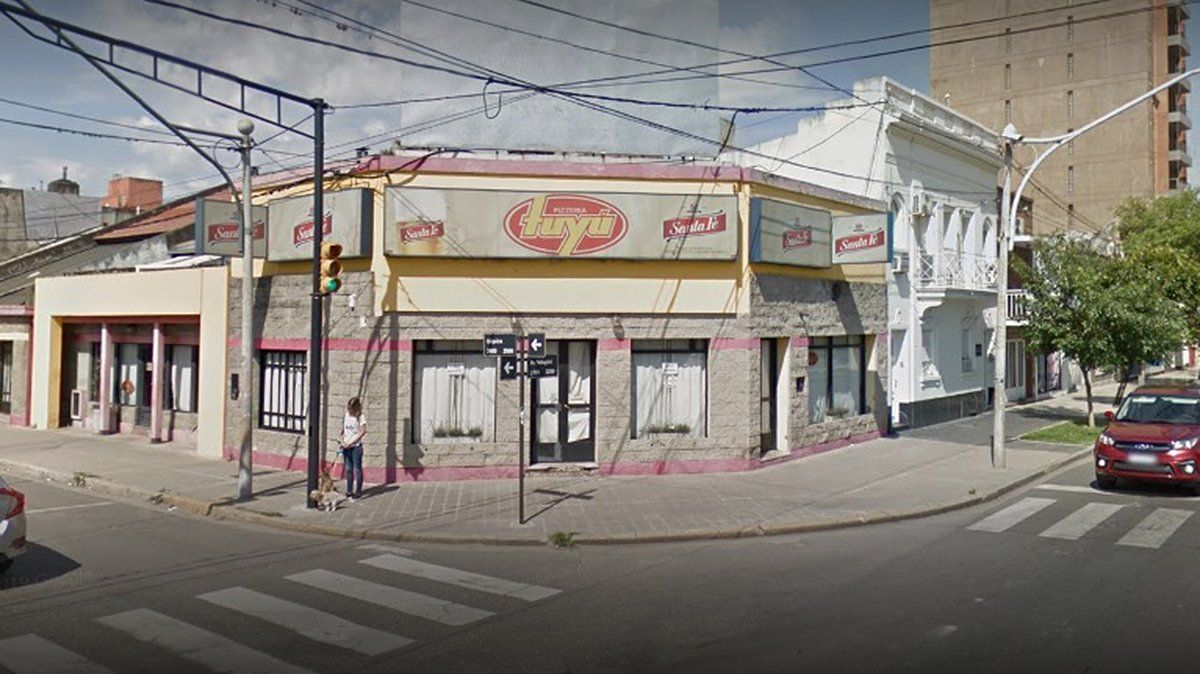 La pizzer&iacute;a Tuy&uacute; se mantiene cerrada por la cuarentena en la ciudad.