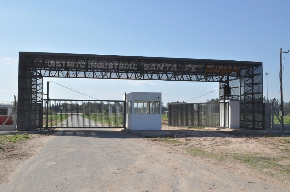 Robo y destrozos en el Parque Industrial de Santa Fe