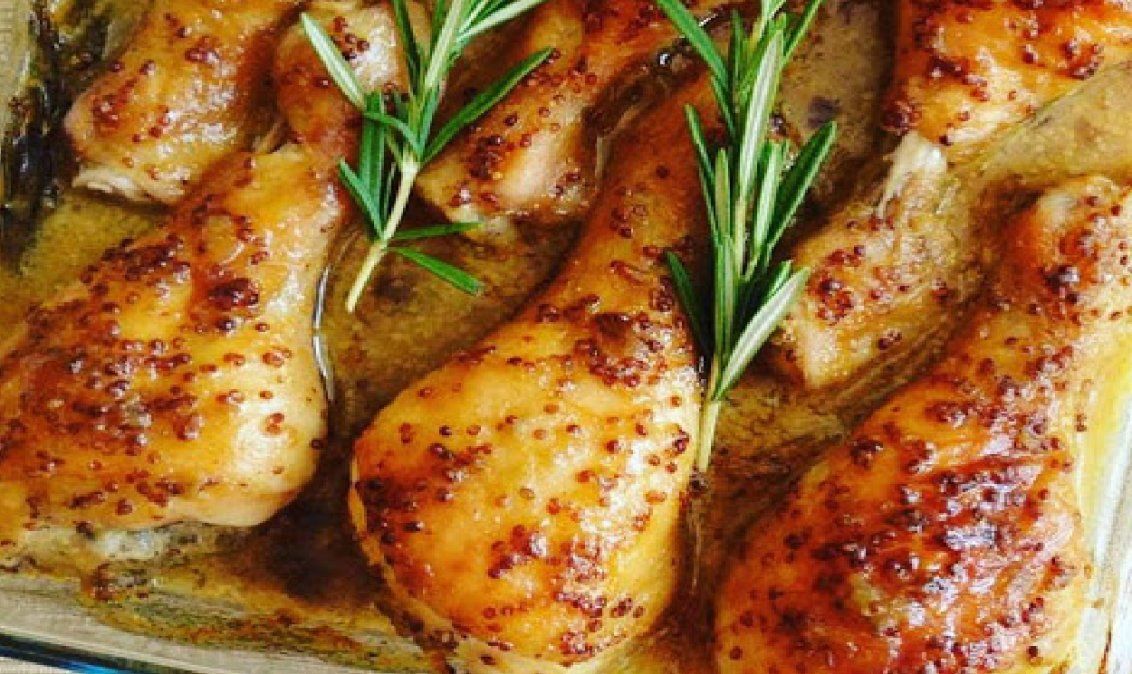 Cómo cocinar un pollo al horno con mostaza y ajo