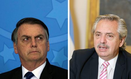 Bolsonaro y Fernández volvieron a tener un roce por las diferentes posturas políticas. Bolsonaro y Fernández volvieron a tener un roce por las diferentes posturas políticas.