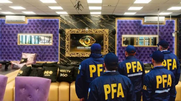 Un operativo de la Policía Federal sorprendió en Telefe.
