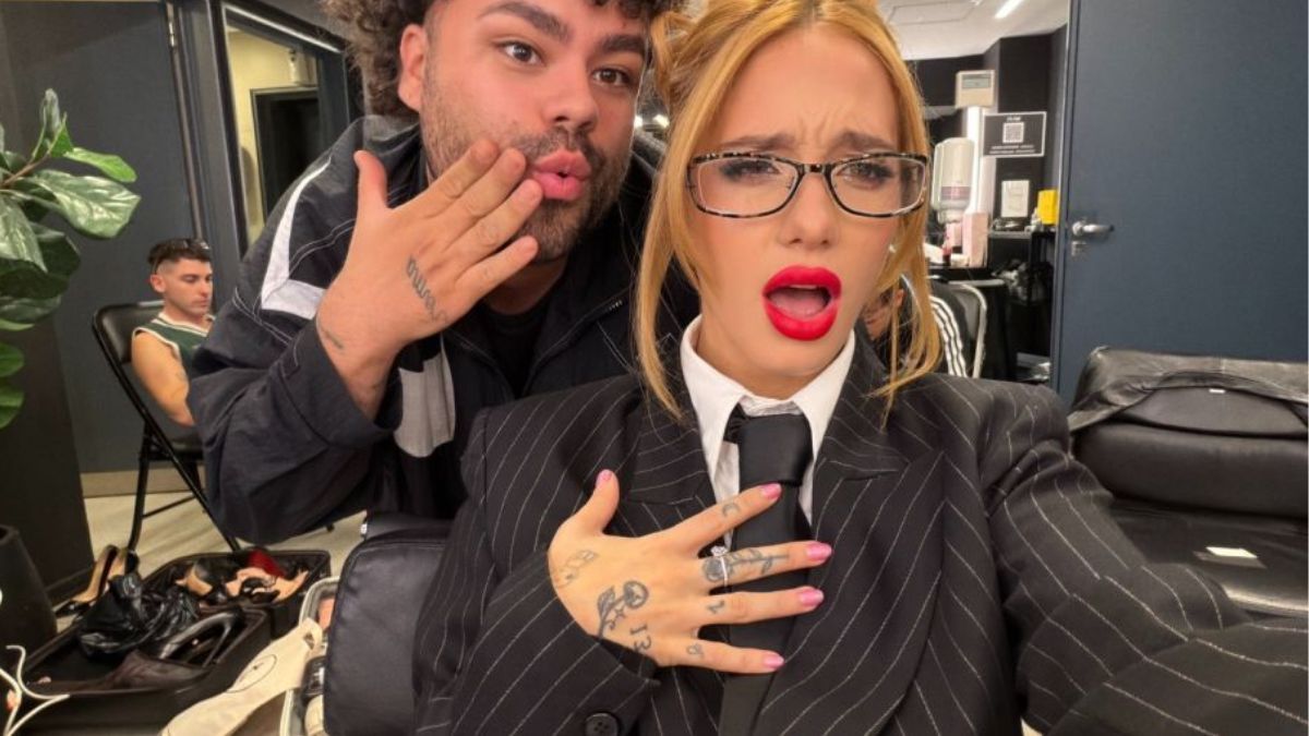 Mauro Brito rompió en llanto al aire tras creer que perdía su trabajo con Ángela Torres por decisión de una discográfica. Mauro Brito rompió en llanto al aire tras creer que perdía su trabajo con Ángela Torres por decisión de una discográfica.