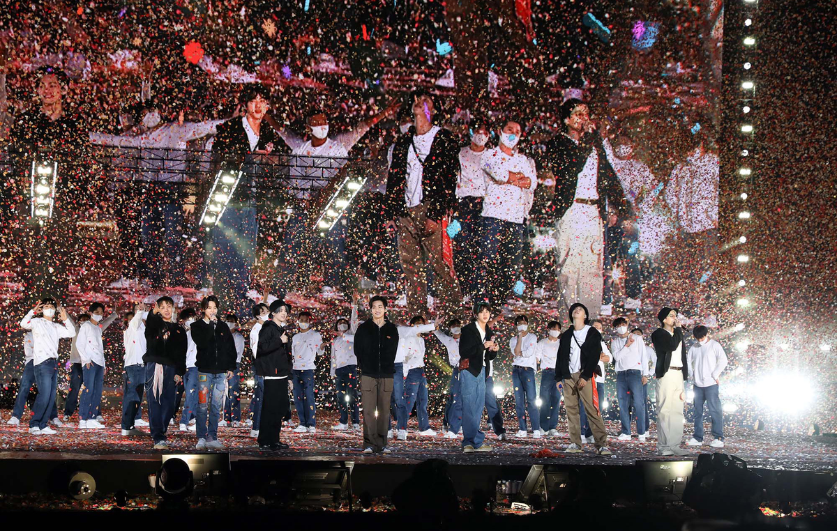 BTS cant&oacute; sus m&aacute;s grandes &eacute;xitos.