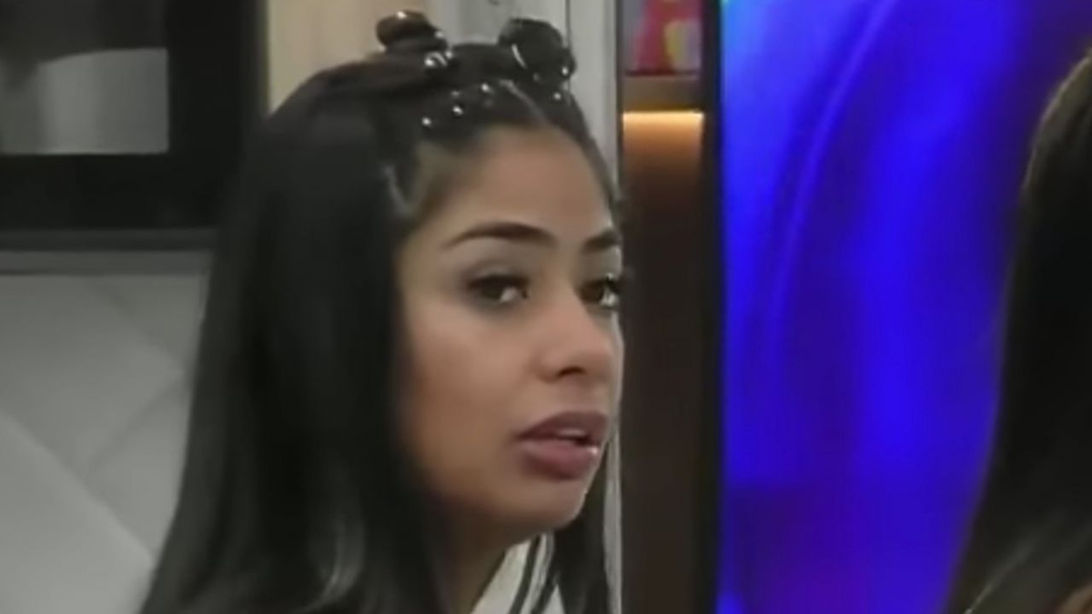 Daniela Celis habló de su dura historia familiar.