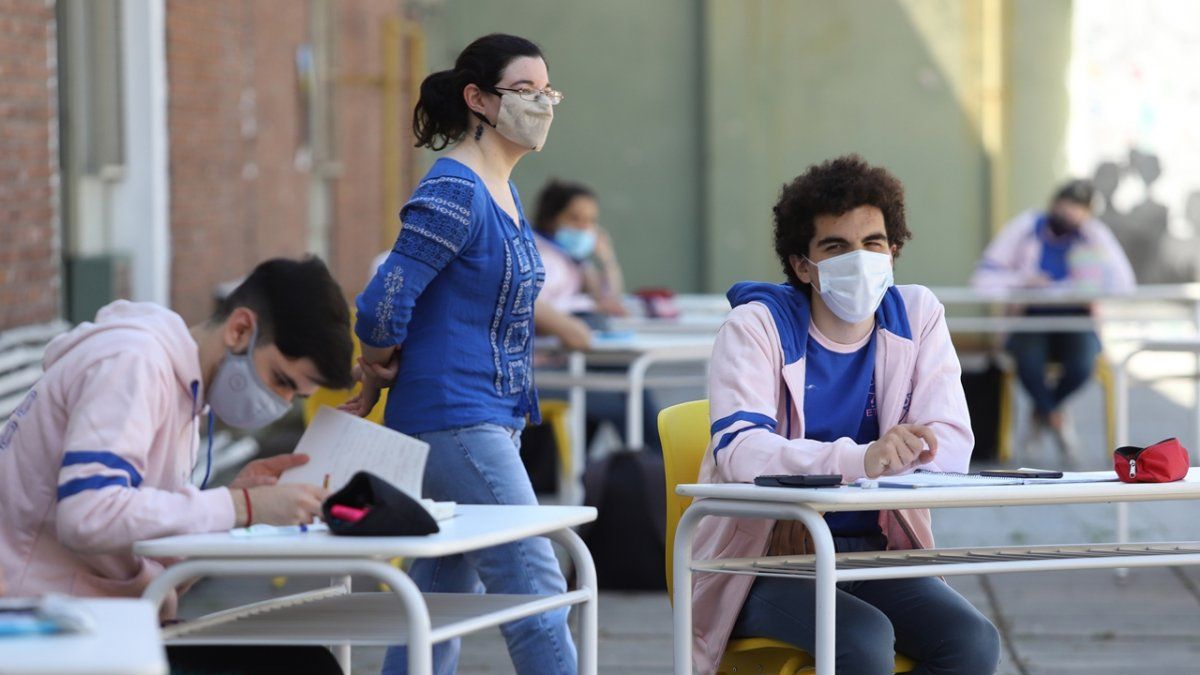 El Plan Egresar busca ayudar a aquellos jóvenes que no pudieron conlcuir sus estudios secundarios.