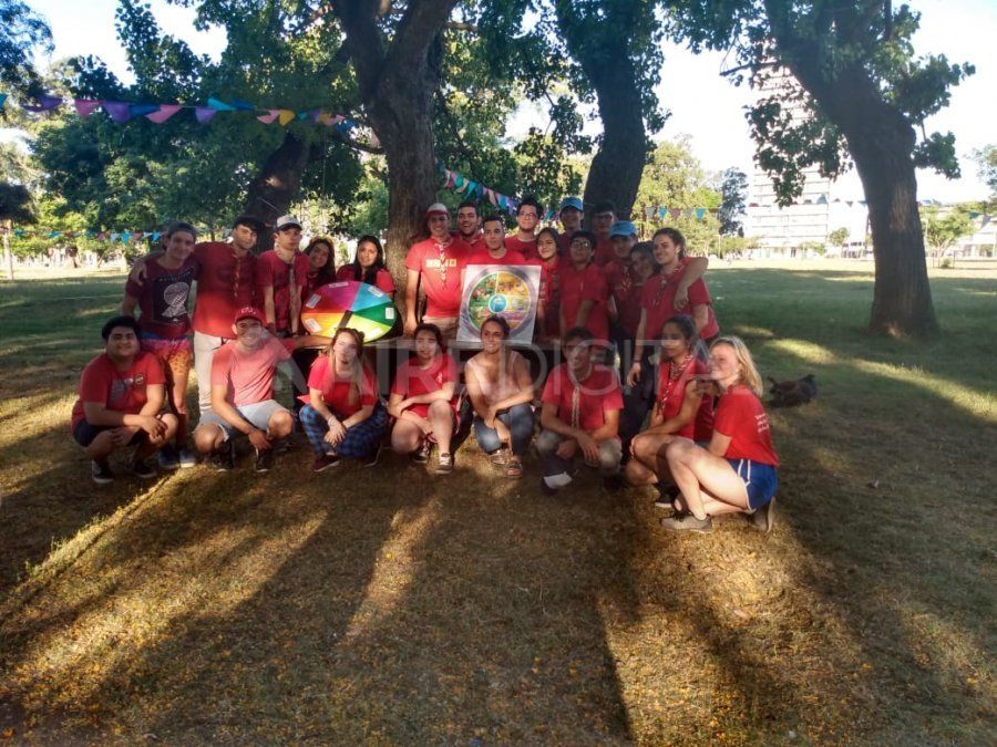 Un grupo de Scouts organizó una colecta solidaria para un merendero en el Parque Federal