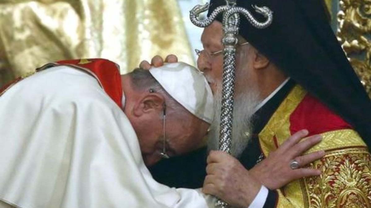 El Papa Francisco en Turquía con el Gran Rabino Isak Haleva.