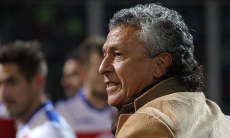 Néstor Pipo Gorosito viene de dirigir a Olimpia de Paraguay. Néstor Pipo Gorosito viene de dirigir a Olimpia de Paraguay.