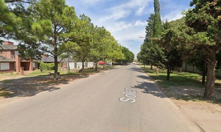 Accidente en Esperanza: un hombre cayó de un techo y está internado en el hospital Cullen. Accidente en Esperanza: un hombre cayó de un techo y está internado en el hospital Cullen.