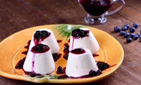 Este flan de yogur es saludable, sin azúcar y sin necesidad de horno. Este flan de yogur es saludable, sin azúcar y sin necesidad de horno.