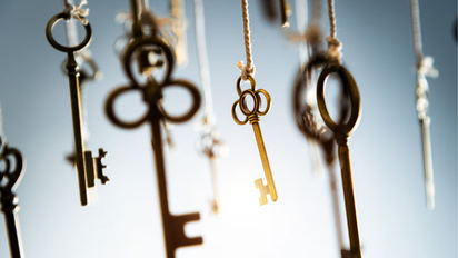 Qué significa colgar llaves viejas en la casa y para qué sirve, según el Feng Shui