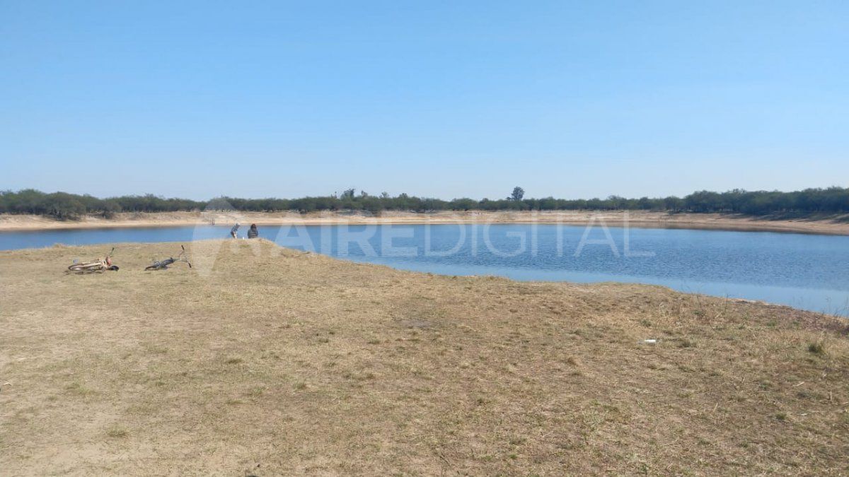 Bajaron la barrera de la laguna La Ollita y le colocaron un candado.&nbsp;