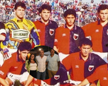Ascendió con Colón, se destacó en River pero un escándalo con Tuzzio lo retiró del fútbol. Ascendió con Colón, se destacó en River pero un escándalo con Tuzzio lo retiró del fútbol.