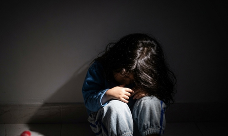 La causa se inició tras la denuncia realizada en 2023, luego de que la adolescente revelara los abusos que sufría. La causa se inició tras la denuncia realizada en 2023, luego de que la adolescente revelara los abusos que sufría.