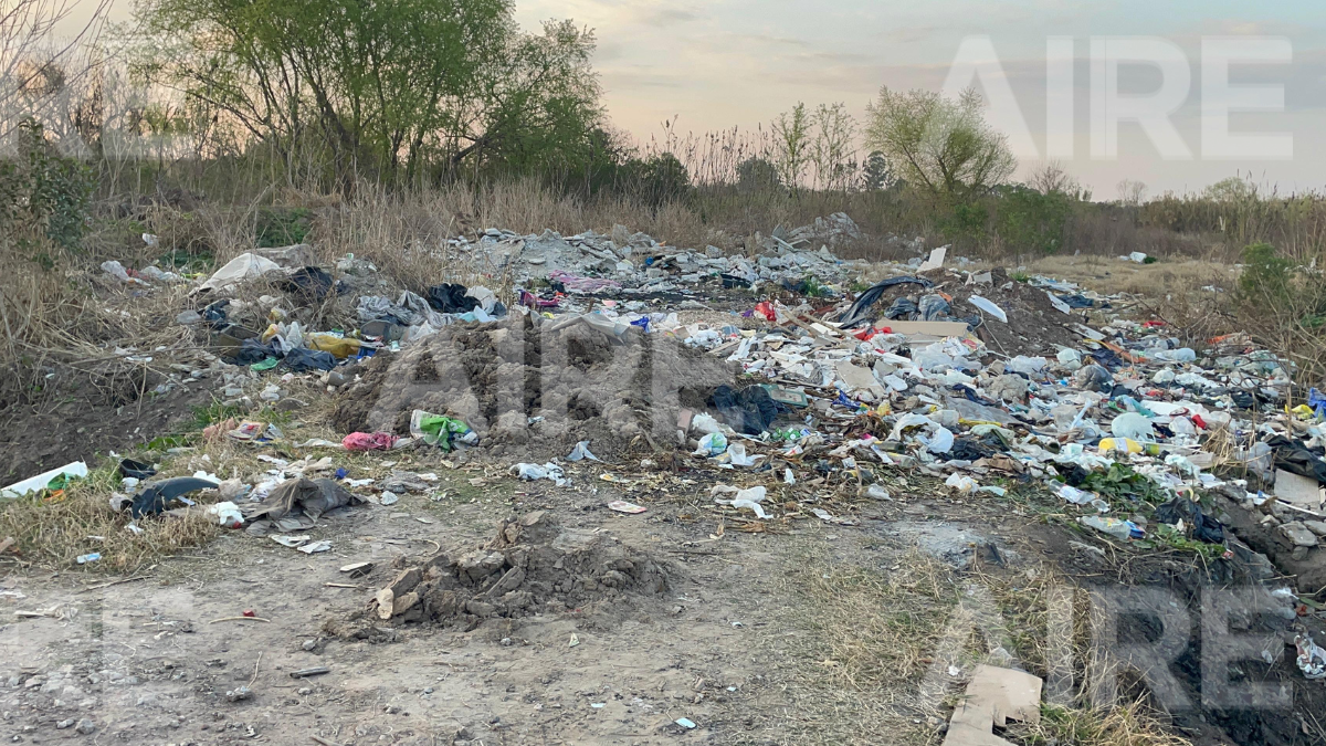 Vecinos de la zona rural entre Recreo y Monte Vera encontraron en una zanja un cuerpo semivestido y atado en las manos. Vecinos de la zona rural entre Recreo y Monte Vera encontraron en una zanja un cuerpo semivestido y atado en las manos.