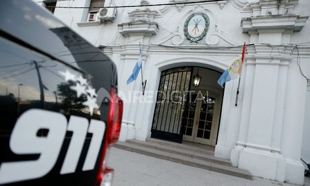 El ministro de Seguridad Marcelo Saín no descartó una intervención a la Unidad Regional I (URI) tras el reciente crimen del empresario Hugo Oldani en pleno centro de la ciudad El ministro de Seguridad Marcelo Saín no descartó una intervención a la Unidad Regional I (URI) tras el reciente crimen del empresario Hugo Oldani en pleno centro de la ciudad