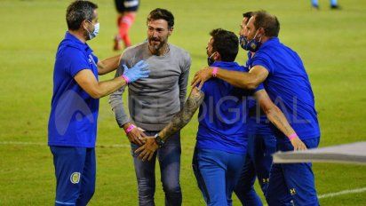 Copa de la Liga: Rosario Central derrotó a Newell's y el Kily González se emocionó por el resultado