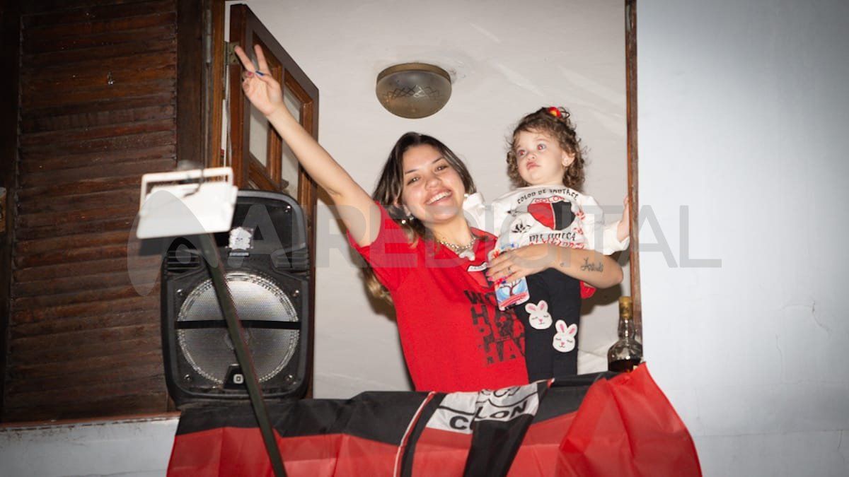 Colón campeón: la pasión sabalera salió de fiesta en las calles de Santa Fe