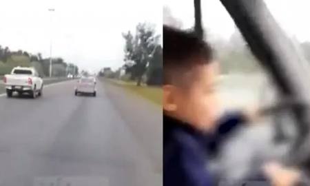 Un padre obligó a su hijo de 7 años a manejar en una autopista: Dale boludo, llevalo derecho Un padre obligó a su hijo de 7 años a manejar en una autopista: Dale boludo, llevalo derecho