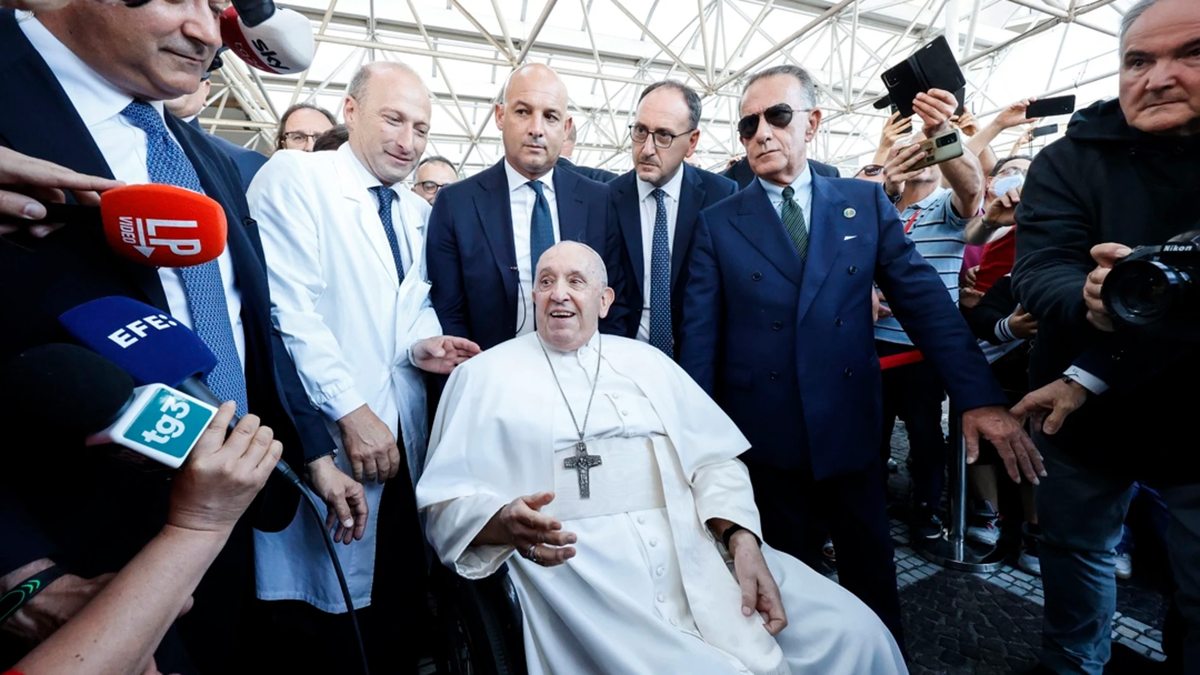 El Papa Francisco regresó al Vaticano este viernes.