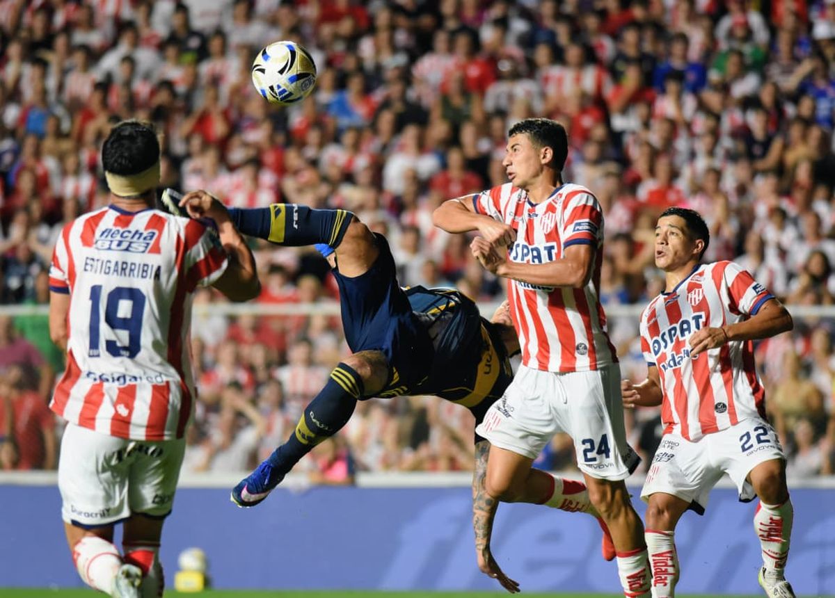 Unión y Boca igualaron 1 a 1 en Santa Fe.