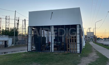 El 21 de abril se concretó la relocalización de la Comisaría Sexta al destacamento de Perón e Iturraspe, a raíz de la gran cantidad de hechos delictivos que se dan en el ingreso a la ciudad. El 21 de abril se concretó la relocalización de la Comisaría Sexta al destacamento de Perón e Iturraspe, a raíz de la gran cantidad de hechos delictivos que se dan en el ingreso a la ciudad.
