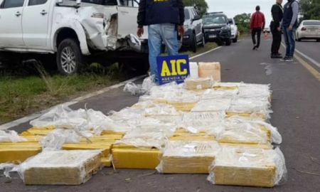 Aire de Santa Fe | camioneta abandonada en reconquista marihuana.jpg