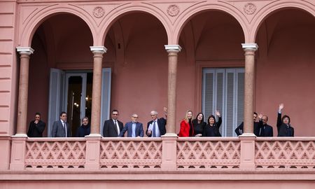 Las modificaciones fueron formalizadas mediante decretos publicados en el Boletín Oficial. Las modificaciones fueron formalizadas mediante decretos publicados en el Boletín Oficial.
