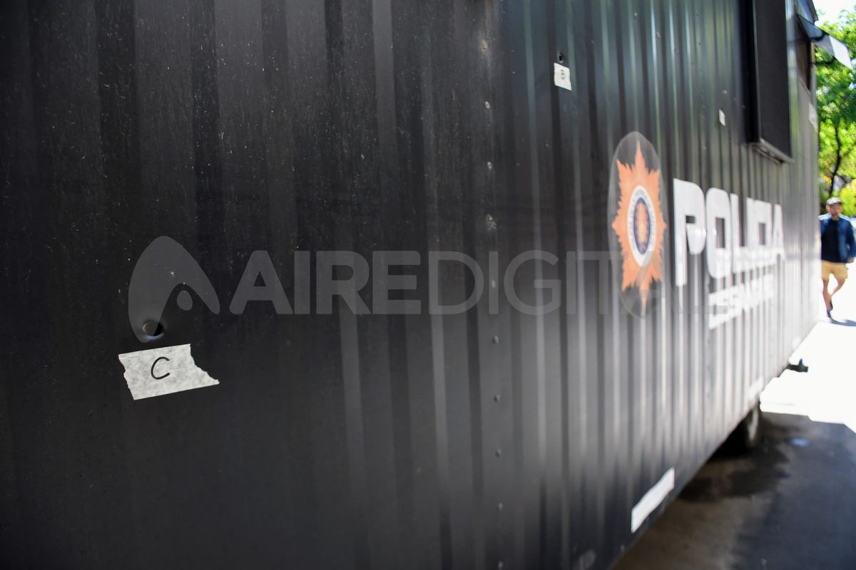 Luego de dispararle a Bermúdez, los sicarios atacaron el destacamento policial. Luego de dispararle a Bermúdez, los sicarios atacaron el destacamento policial.