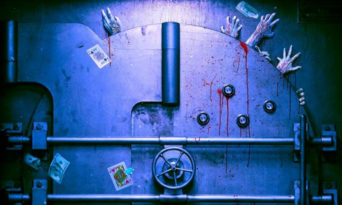 Motivado por la esperanza de que la recompensa podría ayudarle a enmendar la relación con su hija Kate (Ella Purnell), Ward acepta el desafío y reúne a un polifacético equipo de expertos para el atraco.