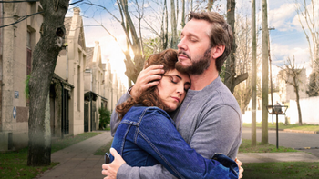 Cómo es Corazón delator, la película argentina que LA ROMPE en Netflix