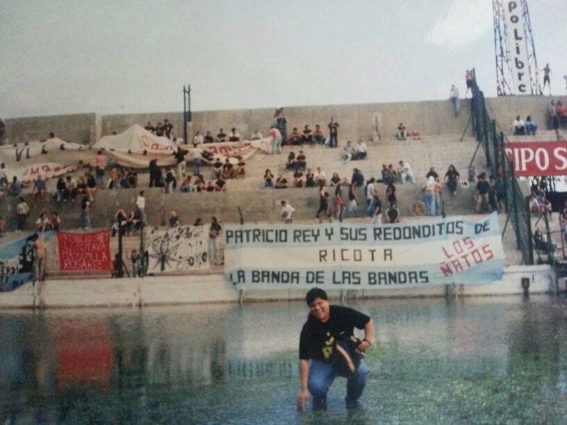 El día anterior al show, el estadio de Colón recibió mucha agua debido a un fuerte temporal en la ciudad. El día anterior al show, el estadio de Colón recibió mucha agua debido a un fuerte temporal en la ciudad.