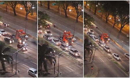 Un choque entre un auto y un camión dejó una mujer herida en Avenida Alem Un choque entre un auto y un camión dejó una mujer herida en Avenida Alem