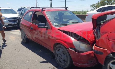 Un choque en cadena se registró este sábado al mediodía en la Ruta Nacional 168. Un choque en cadena se registró este sábado al mediodía en la Ruta Nacional 168.